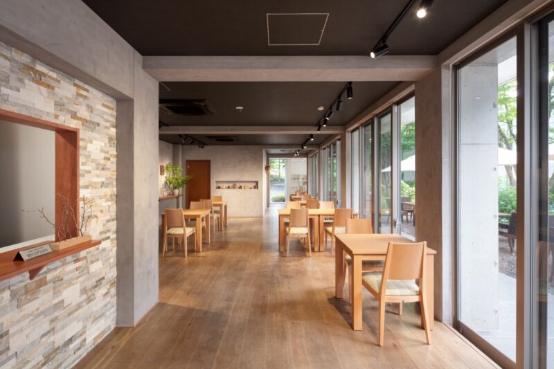 2025年9月末　カフェテラス　ランチ営業終了のご案内